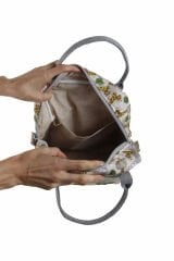 Zürafa Temalı L Boy Su Geçirmez Çocuk Çantası – Okul ve Günlük Kullanım