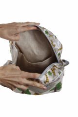 Zürafa Temalı M Boy Su Geçirmez Çocuk Çantası –İlkokul, Anaokulu ve Günlük Kullanım