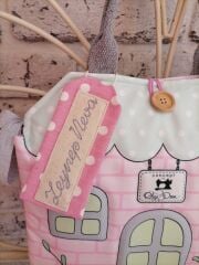 Doll House ''Katlanabilir Çanta Bebek Oyun Evi - Bebek Hediyeli